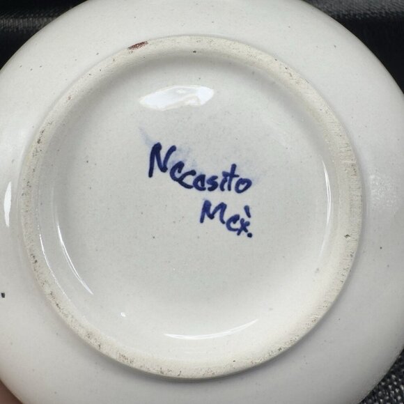 Necesito Mexico Hand Painted Bird Mexican Pottery Round Dish Bowl Artist Signed - Picture 6 of 14